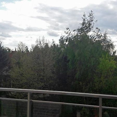 ורשה Silver Apartment In Wilanow מראה חיצוני תמונה